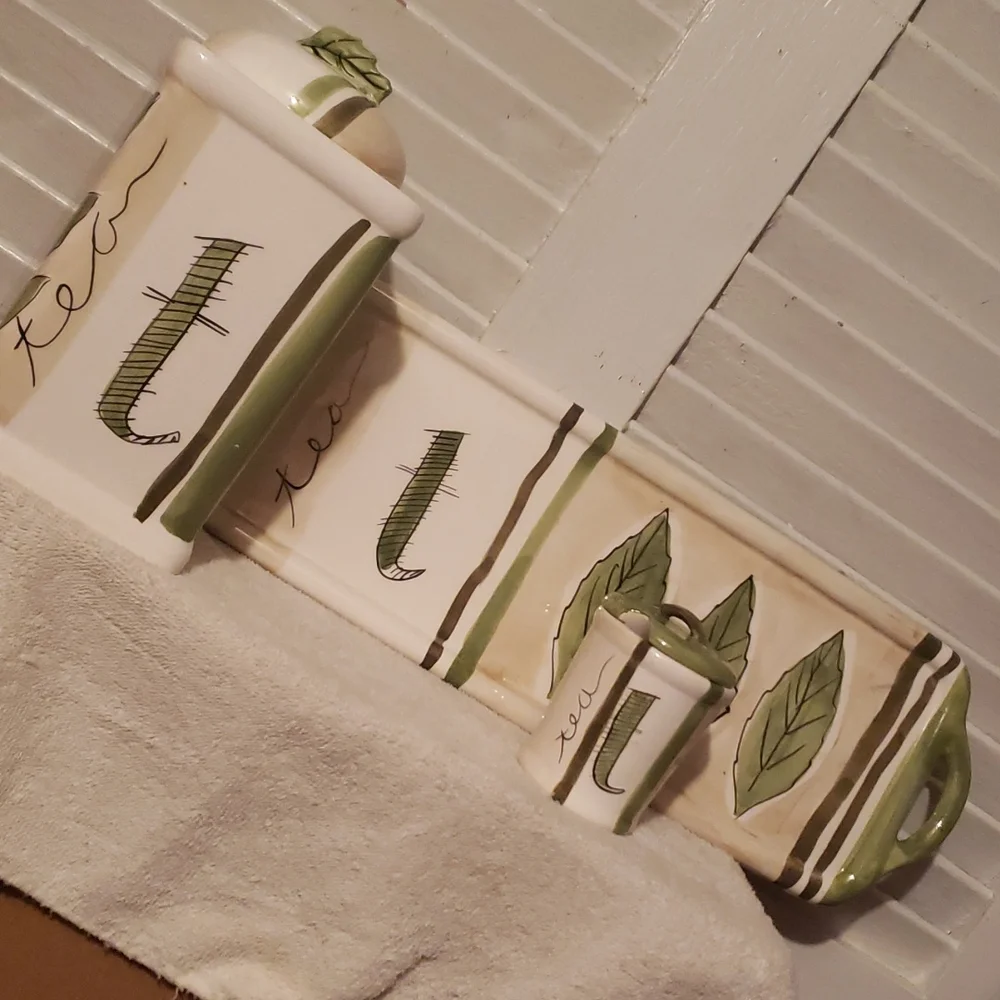 Trish Richman Tea Set